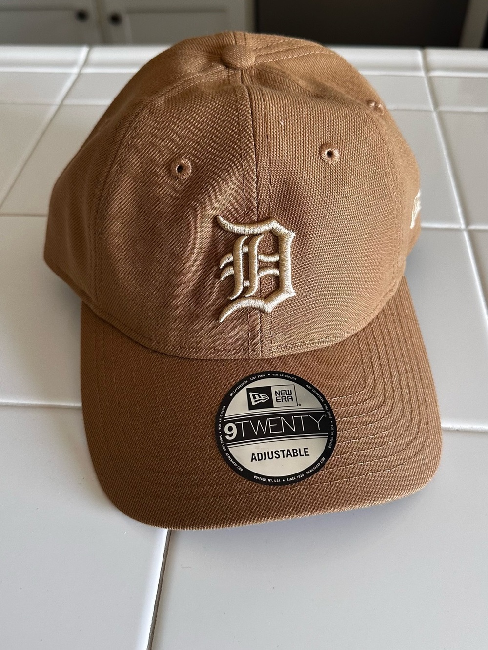 New Era Adjustable Tan Detroit Tigers Baseball Cap with Cream Embroidered 'D'